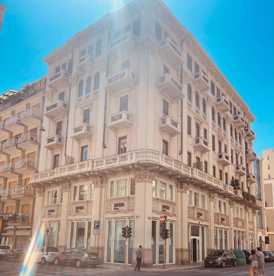 Berga Exclusive Suite 4 Bari Eksteriør billede